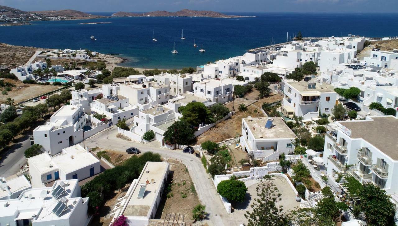 ناوسا Hotel Mary المظهر الخارجي الصورة
