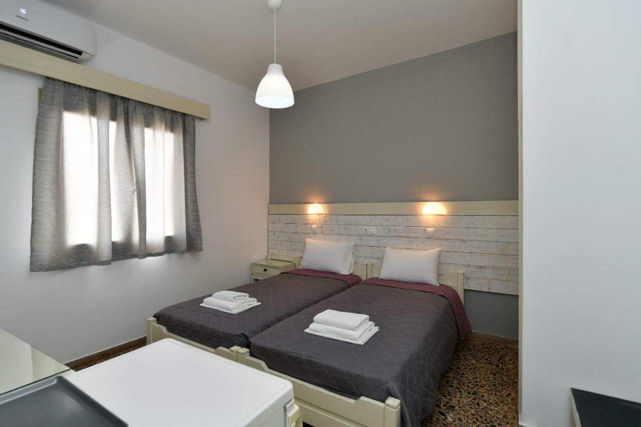 ناوسا Hotel Mary المظهر الخارجي الصورة