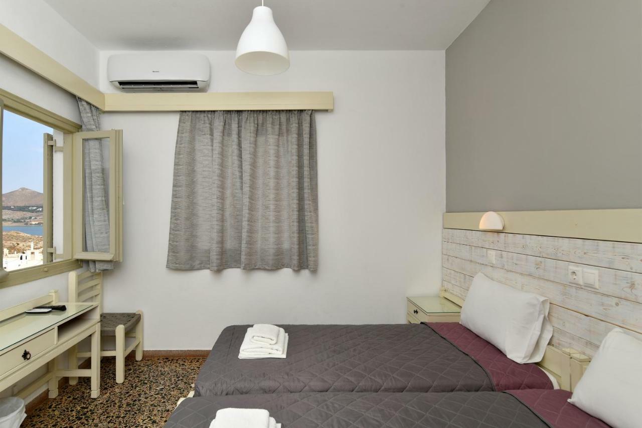ناوسا Hotel Mary المظهر الخارجي الصورة