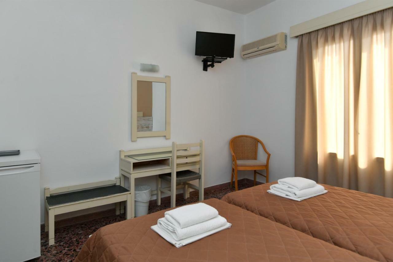 ناوسا Hotel Mary المظهر الخارجي الصورة